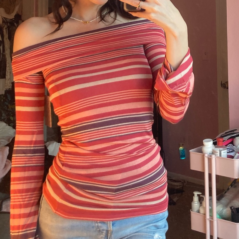 Free People Off the Shoulder Long Sleeve Shirt ❣️